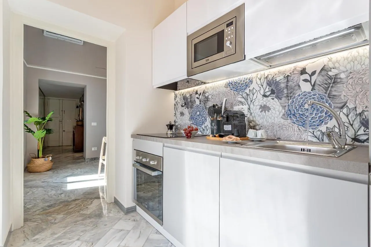 37 Monti Apartment Rome Italy